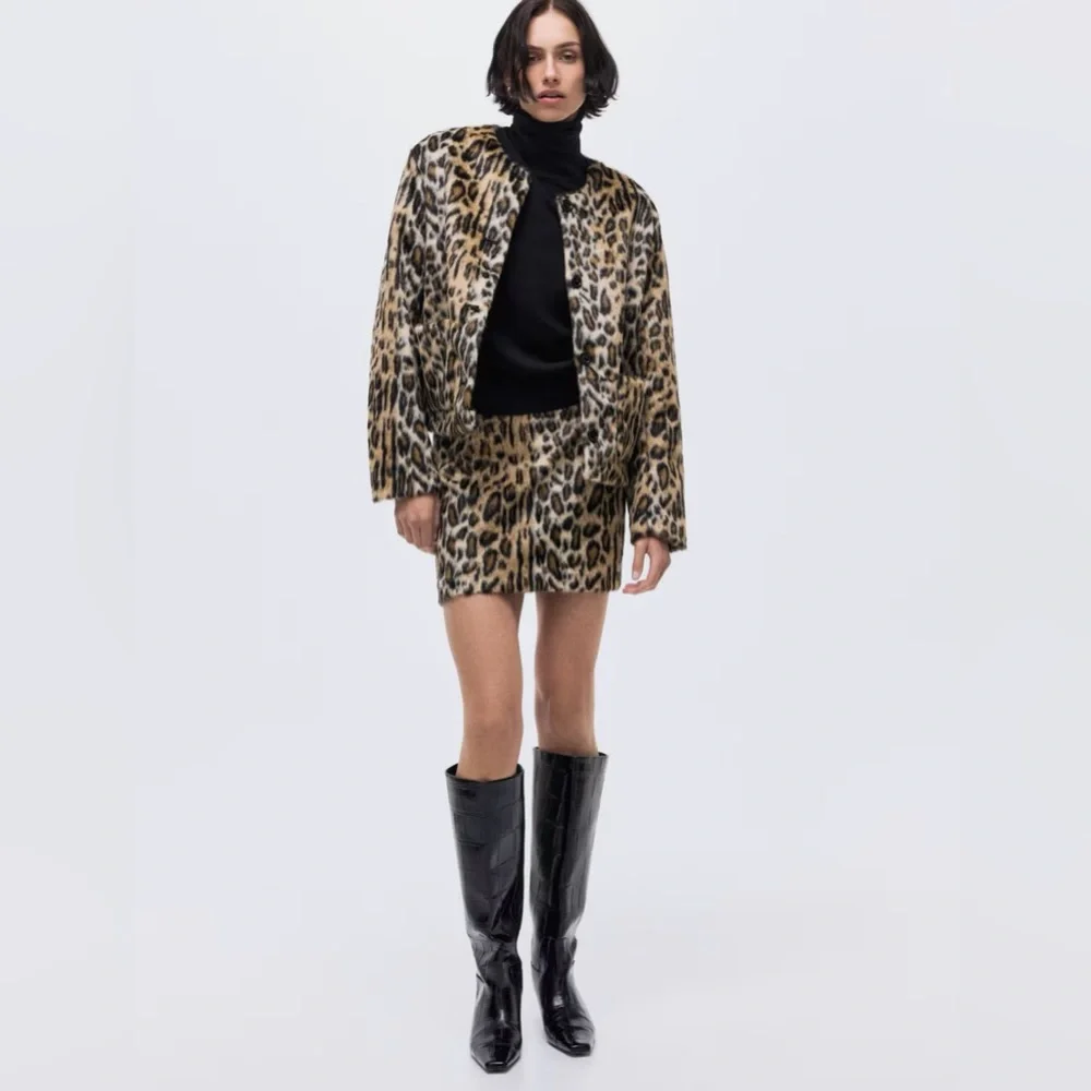 NWT H&M FUZZY LEOPARD PRINT MINI SKIRT